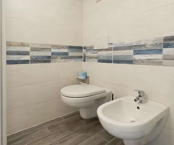 Private Bathroom Room